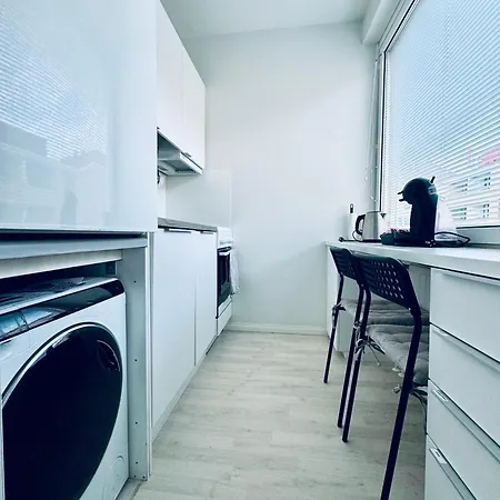 Modern Urban Tranquil, Great Location And Transport Connections Appartement Helsinki